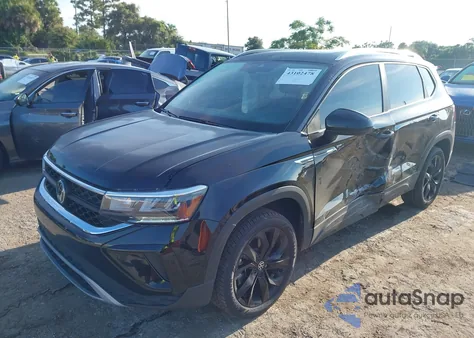 2023 Volkswagen Taos 1.5T Se z USA, uszkodzony, nr VIN 3VVEX7B23PM339109